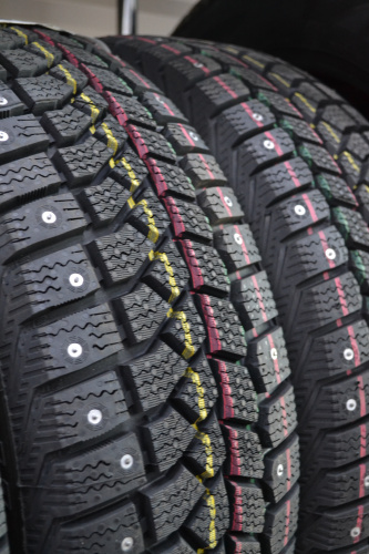 фото протектора и шины Brina Nordico V-522 Шина Viatti Brina Nordico V-522 205/60 R16 92T